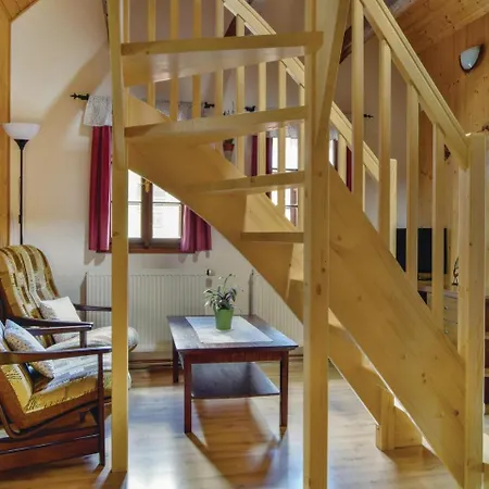 Six Bedroom Holiday In Horni Marsov *